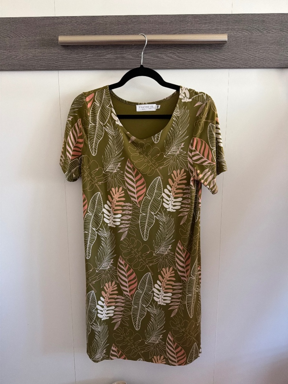 Fighting Eel Dress - like new - olive/pink